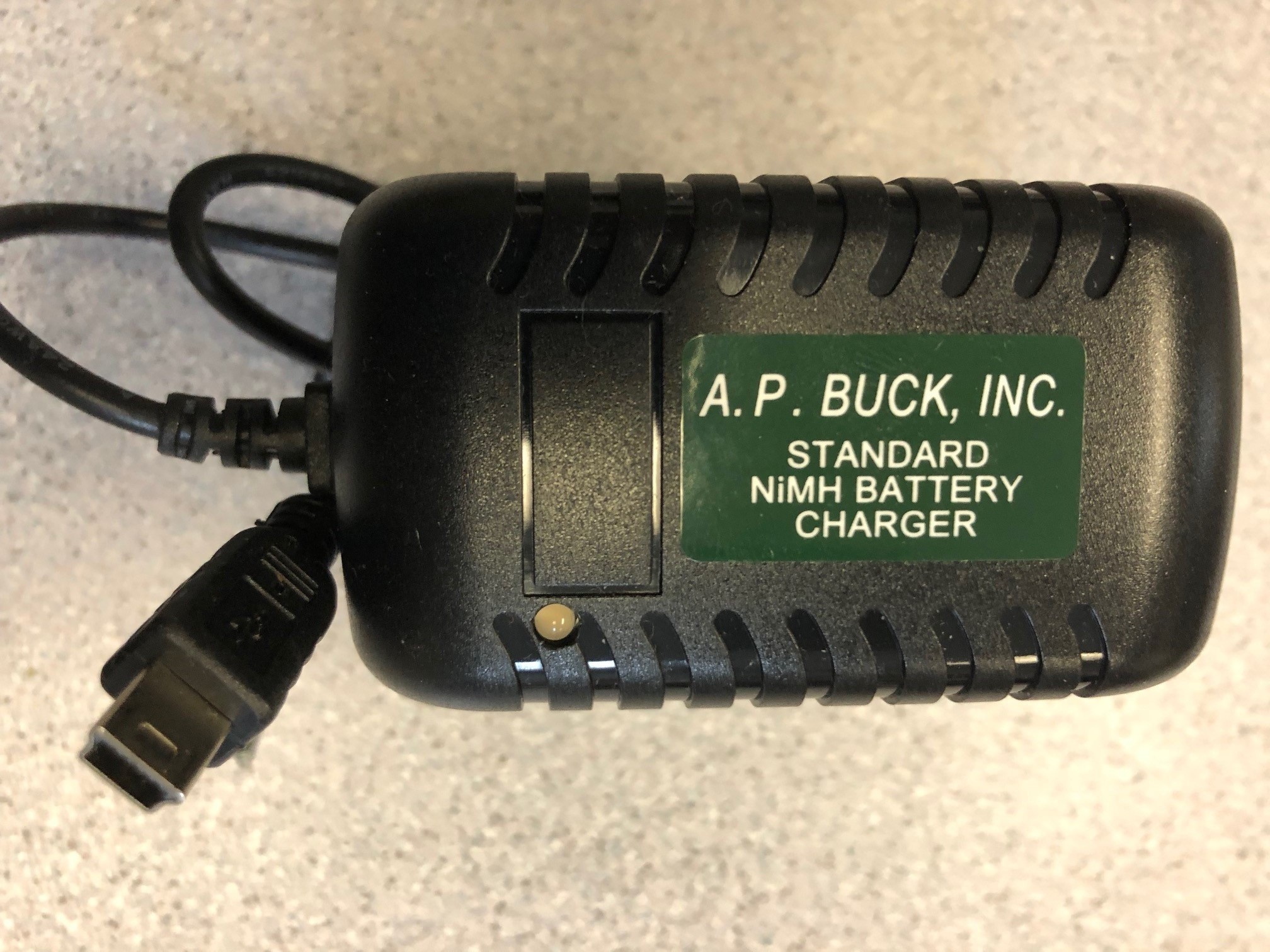 Buck Libra L4 Standard Smart Charger-USB Mini B Plug